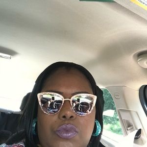 Meet your Posher, Sherie